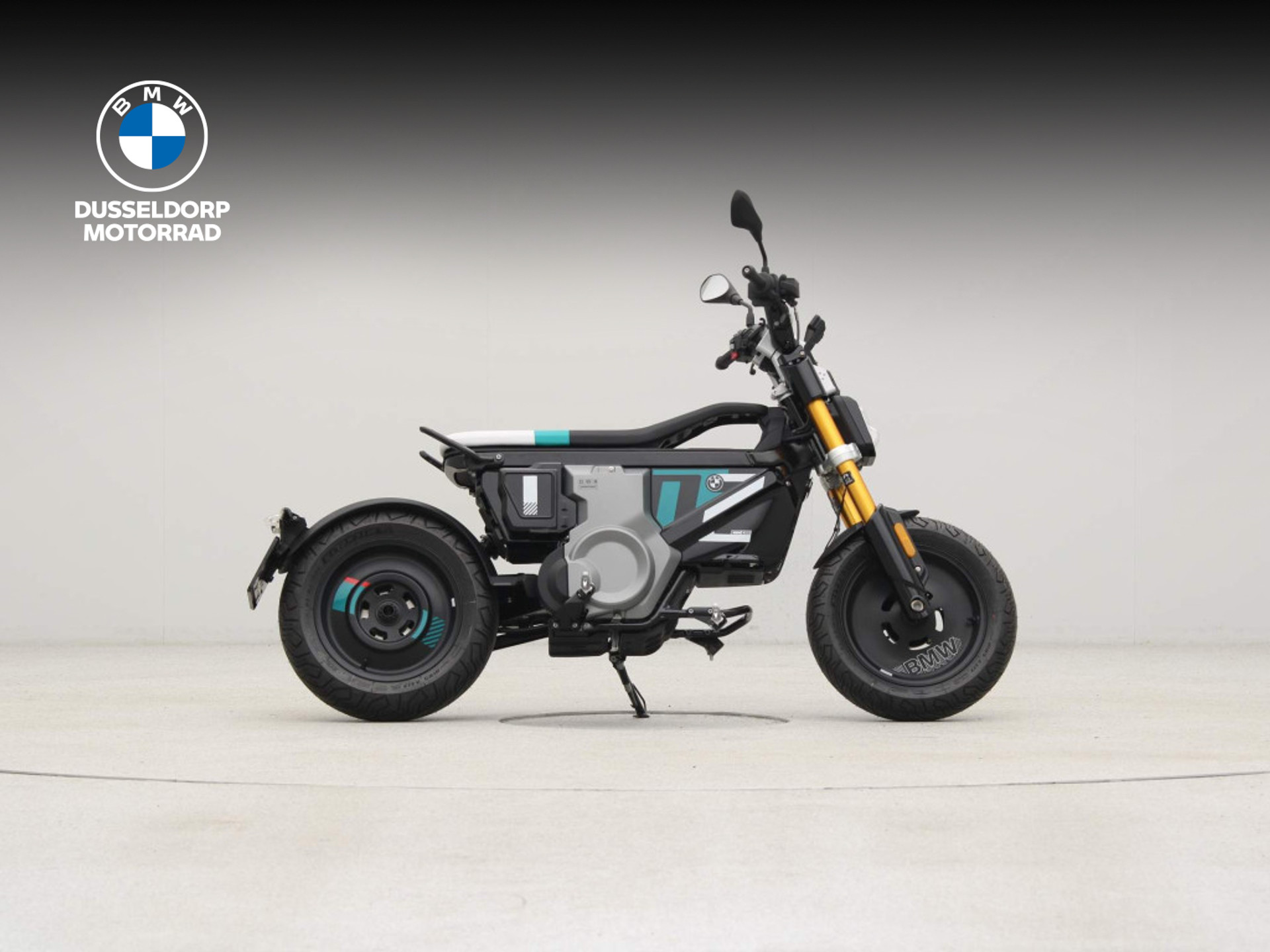 BMW CE-02